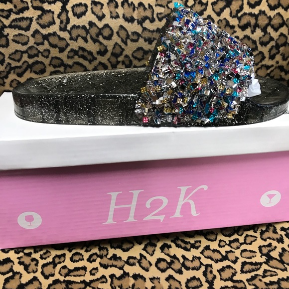 Slip on’s - Picture 2 of 2